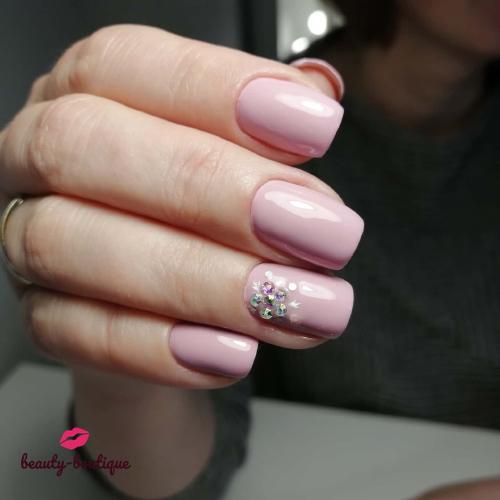 Маникюр и педикюр 2021